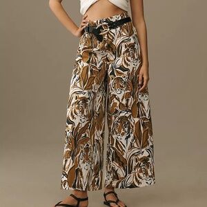 NWT The Somerset Pull-On Pants: Printed Linen Edition- Medium